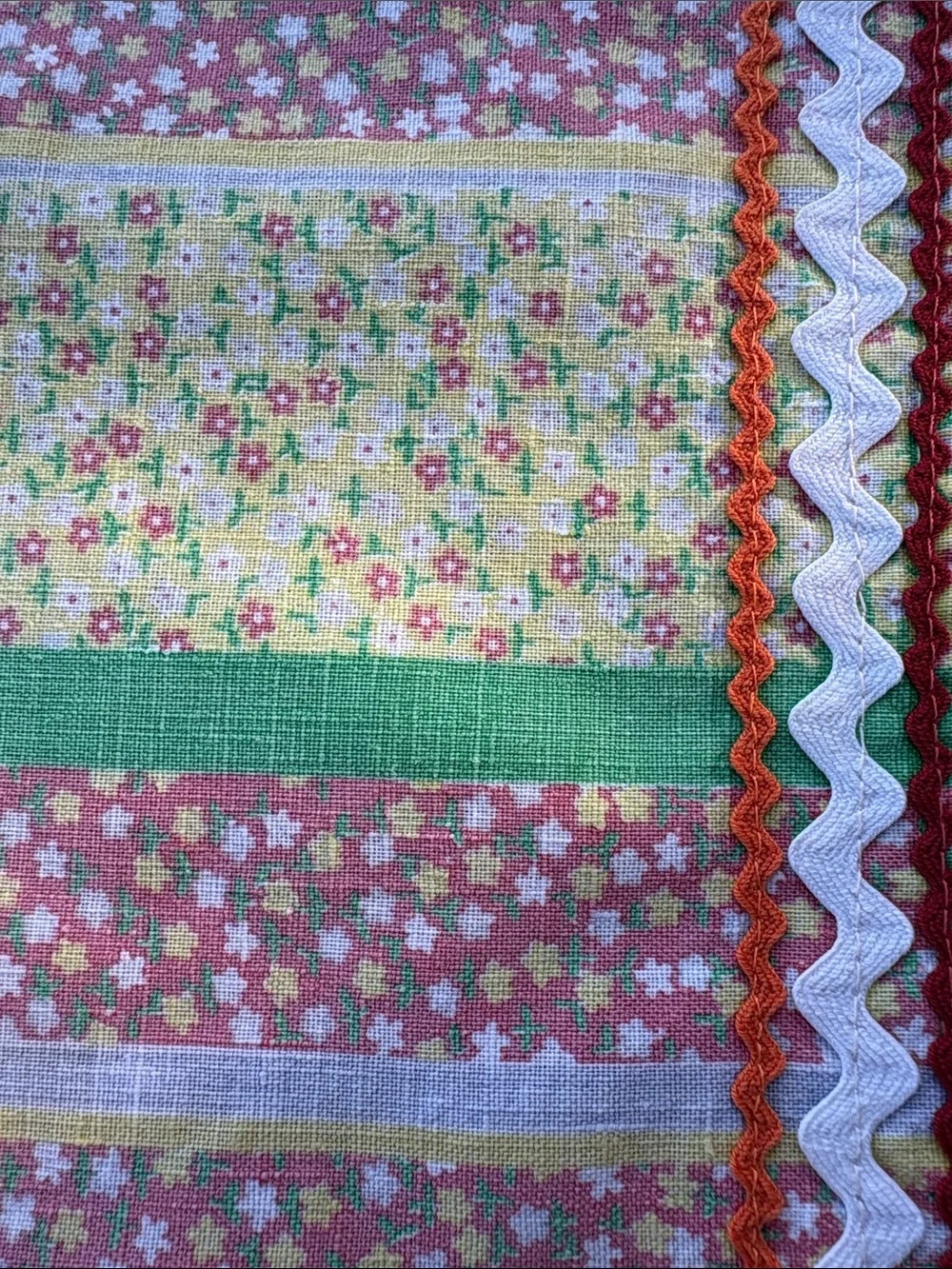 Striped Floral Tablecloth in Green and Pink - Unbranded